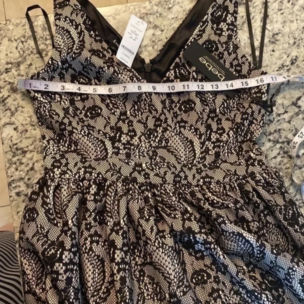 NWT Bebe bonded tiered black nude lace flare dress 8 MM30